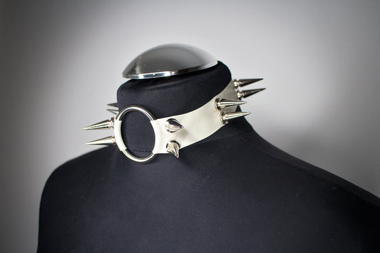 "VVITCH" Choker